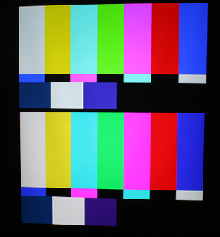 Illustration for article titled 1080p Smackmodo Pits Panasonic vs. Epson Projectors